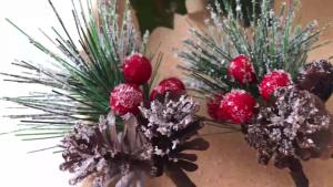 Sacesr Woven Basket Artificial Christmas Plant Red Berry Artificial Berries Stem Faux Holly Pine Cone Ornament Potted 4P6B8