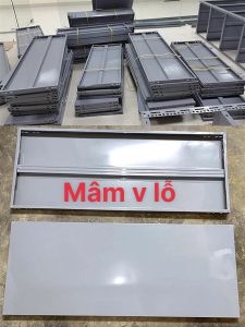 Mâm sắt V lỗ ( rộng 40cmx dài 100cm) ráp kệ sắt đa năng V3 V4
