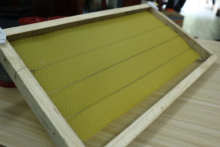 5%20Ch%C3%A2n%20T%E1%BA%A7ng%20Ong%20N%E1%BB%99i%20S%C3%A1p%20V%C3%A0ng,%20M%E1%BB%81m%20K%C3%ADch%20Th%C3%ADch%20Ong%20X%C3%A2y%20Nhanh%20-%20Image%206