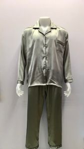 AO Clothing Shop ชุดนอนผ้าซาตินไซส์ใหญ่ สีพื้น ชุดนอนรอบอก50นิ้ว ชุดนอนแขนยาวขายาว ใส่ได้ทั้งผู้หญิง/ผู้ชาย