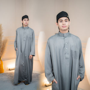 โต๊บชายแขนยาว ยอดนิยม เนื้อผ้าไม่ร้อนผ้าสบายทิ้งตัว เหมาะสำหรับใส่ละหมาดออกงานอิสลาม AE63