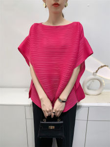Comfort and Casual Loose Pleated Top Womens Niche Short Sleeve Slimming Pleated T-shirt #S-667