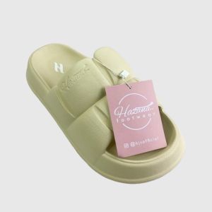 Sandal Selop Wanita Terbaru Sendal Selop Cewek HAzana Ringan Empuk Sendal Slip On Terbaru