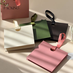 ถุงกระดาษ หลายขนาดและหลายสี ใช้ได้จริง วัสดุที่เป็นมิตรต่อสิ่งแวดล้อมและปลอดสารพิษ แข็งแรงทนทาน