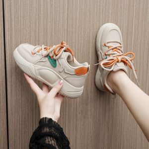 Giày nhỏ màu trắng nữ mới đế mềm thoải mái và thường đa năng giày thể thao phổ biến