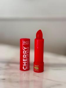 Lip Balm Stick SR12 Non-Alkohol Tahan Lama Lipbalm / Mencerahkan Pelembab Bibir