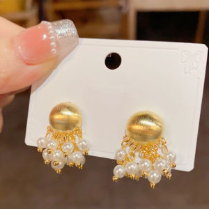 Fashionable Ring Gift 法式复古金属拉丝珍珠流苏耳钉女气质时尚温柔百搭设计感耳环批发