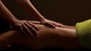Tinh Dầu Yoni Gắn Kết Tình Yêu Lứa Đôi - Giúp Phục Hồi Cảm Giác Yêu - Dầu Massage Yoni