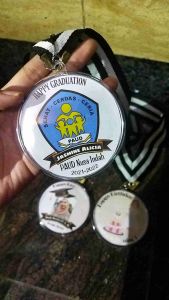 medali custom size 8cm sudah include tali siap pakai kado hadiah wisuda ultah kelulusan