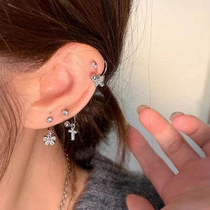 Hmeme ต่างหูเพทายแฟชั่นรูปตัวยูสำหรับผู้หญิงเครื่องประดับโลหะงดงาม