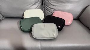 2026 New lulu Womens Sports Everywhere Waist bag fashionable crossbody bag chest bag fitness yoga small bag