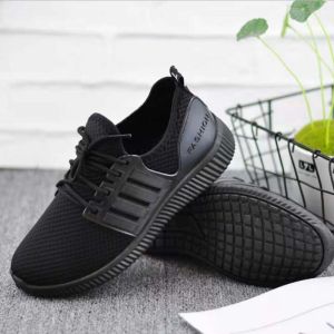 [ส่งเร็วพิเศษ!] รองเท้าผ้าใบระบายอากาศ รองเท้าสลิปออนของผู้ชาย ฤดูร้อนใหม่รองเท้าลำลองทุกคู่ รองเท้าผู้ชายอินเทรนด์ขายส่ง