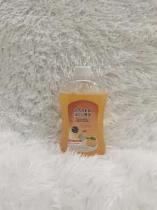 K. Floor cleaning liquid Concentrated detergent Wooden floor ceramic tile Universal Cleaner Household cleaning agents Strong detergent