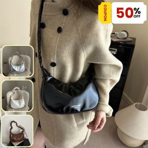 ZEFAN 【COD】กระเป๋าด้วยเนื้อผิวรีโทรใหม่ความจุใหญ่สบายๆ กระเป๋าร่องแขนง่าย กระเป๋าส่งของไหล่หลากหลายผู้หญิง Pleated