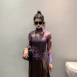 Ammin 2024 mùa xuân và mùa thu Đơn Giản Bán cổ cao Thời Trang màu gradient dài tay in họa tiết T-Shirt Phụ Nữ Cổ Điển phong cách Hàn Quốc nhuộm kiểu cột thắt in graffiti Lưới Căng Phồng Tay Áo Giản Dị thanh lịch ngoại cỡ Áo Tops