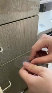 No-Drill Colorful Dopamine Cabinet Door Handle With Round Ball-Shaped Bottle Cap Drawer And Wardrobe Cabinet Handle For Sideboard
