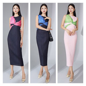 Cảm giác cao cấp của khí chất cổ tròn không tay váy xếp ly dài in thời trang thanh lịch một bước váy
