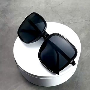 Kacamata Hitam Oversize Gaya Paris Bentuk Persegi Untuk Wanita Dengan Perlindungan Sinar UV Sunglasess Aksesoris Fashion Terbaru