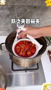 Heat Resistant Kitchen Clip 22cm 3-In-1 Multi-Function Anti Slip Bowl Gripper Tongs Steam Oven
