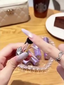QXQY Black Velvet Matte Lipstick - Cốc chống dính dài dưỡng ẩm màu mịn màng Quà tặng lễ tình nhân Trang điểm giá cả phải chăng chính thức của Choice