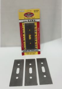 ใบมีดเครื่องตัดหญ้า สะพายบ่า มี2แบบให้เลือก แบบ2รู (KAWA) กับ แบบ4รู (ROBIN) เหล็กสปริง เกรด HCS. SK-5 ยี่ห้อ ALLWAYS ใช้ตัดหญ้ากับเครื่องสะพาน  1. ใบมีดตัดหญ้าสะพาย KAWA  2รู :  -1ชุดมี3ใบ -เหล็กกล้าสปริงอย่างดี เกรด HCS.SK-5 -กว้าง 3ซม ยาว 9ซม หนา 1มิล