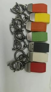 Kaly Car Key Chain 10 Colour Can Choose Pu And Metal Material Keychains Fashion With Install Tools Women Key Fob Decoration Accessory Y5R7K
