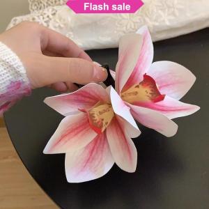 Flash Sale New Flower Hair Claws For Women Fashion Light Luxury Side Clips French Elegant Temperament Head Accessories