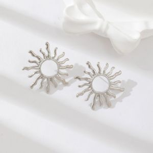 Fashion Earrings Decoration Vintage Earrings Sense of Style Proactive Upward Movement Comfort