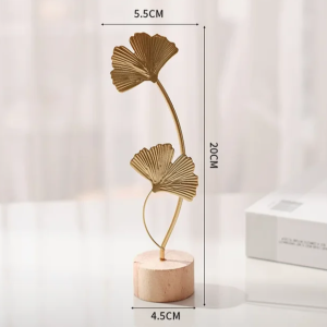 Pajangan Hiasan Meja Daun Nordic Gold Ginkgo Leaf Ornaments Wooden Base Photo Props