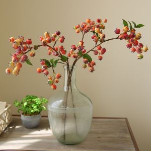 UNQIN พลาสติกทำจากพลาสติก กิ่งผลไม้บลูเบอร์รี่คริสต์มาส สง่างามเรียบหรู งานทำมือ ต้นไม้ปลอมปลอม ต้นไม้สีเขียว เหมือนจริงจริง เบอร์รี่โฟมสีแดงจำลอง ของตกแต่งห้องนั่งเล่นในบ้าน