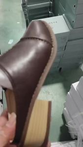 Trendy Closed-Toe Mules For Women 2026 Summer New Korean Style Leather Sandals Slip-On Mules High-Heeled Shoes