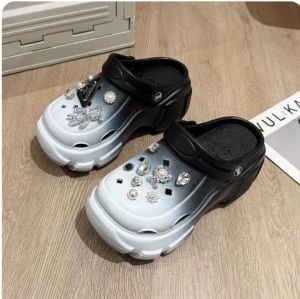 [Free Shipping] High-End Ultra-High-Heeled Perforated Sandals For Women Perfect For Summer Wear Featuring Fashionable Pearl And Rhinestone Embellishments A Thick Sole Color-Blocking Design And A Versatile Beach Style That Can Be Worn In Two Differe