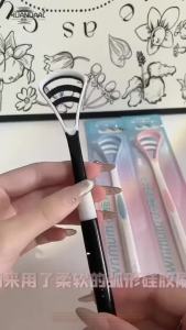 Tongue Cleaner Scraper 小鹿妈妈舌苔清理器 Oral Care Bad Breath Cleaning Tongue Coating 便携舌苔刷 净味护舌🎀1001