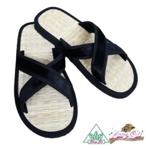Dép chiếu Hương Quế DCQ-05 làm từ lụa tơ tằm vải cotton đế cao su giúp kích thích huyệt đạo lòng bàn chân