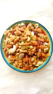 HẠT SẤY NGUYÊN VỊ MIX 6 LOẠI HẠT (500GR) ĐẶC BIỆT TỐT CHO BÀ BẦU NGƯỜI CAO TUỔI ( KHÔNG MẬT ONGKHÔNG MUỐI KHÔNG ĐƯỜNG ĂN HEALTHY ĂN KIÊNGĂN VẶT LÀNH MẠNH TỐT CHO SỨC KHOẺ)