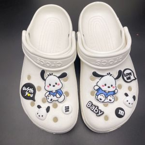 Crocs Jibbilz อุปกรณ์ตกแต่งรองเท้าที่มีเสน่ห์มีกาวนิ่มลายการ์ตูนหมีน่ารักทำมือชุดหัวเข็มขัดรองเท้าถอดออกได้สำหรับ Crocs