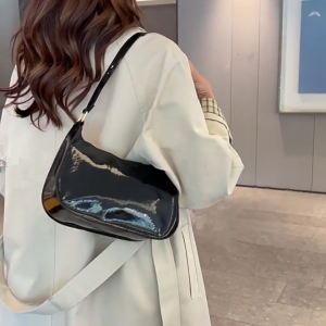 Stylish PU Leather Evening Purse Small Shoulder Bag for Party Wedding Cocktail Armpit Purses Womens Night Out Bag