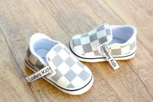 sepatu bayi prewalker slip on catur loafers kids/baby shoes