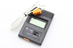 Digital Termometer Alat Ukur Suhu Sensor Temperatur Portable - 50 C - 1300 C