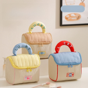 JUSTODO ความจุขนาดใหญ่ กระเป๋าแต่งหน้า ของใช้แต่งหน้า แบบพกพา กระเป๋าเก็บของ ใหม่ รูปทรงบ้าน กระเป๋าเดินทาง ผู้หญิง