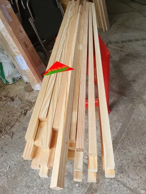 Thanh gỗ thông vuông 2cm x dài 1m2-1m-80cm dùng làm nẹp đóng chuồng thú cưng làm khung viềntrang trí nhà cửachế DIY