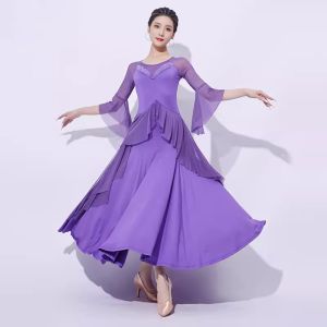 การเต้นรำสมัยใหม่การเต้นรำทางสังคมการแสดงที่ยิ่งใหญ่การแสดงการเต้นรำมาตรฐานแห่งชาติชุดเต้นรำระดับมืออาชีพระดับไฮเอนด์กระโปรง