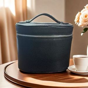 DORADO Large Capacity Makeup Bag Tote Portable Travel Organizer Fashion Waterproof Toiletry Bag