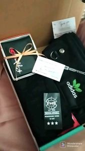 Hampers Cowok Isi Lengkap: Hadiah Pria Keren & Elegan
