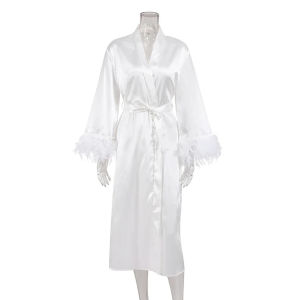 Flare Sleeves Feather Robes With Fur White Wedding Robes Women Dresses Satin Bathrobe Female Sleepwear Fashion 2024