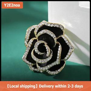 【Local shipping】 1Pc Rhinestone Camellia Flower Brooches for Women Enamel Pin Fashion Jewelry