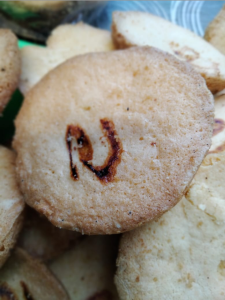 Bolu kering isi 1kg//bolu panggang vanila//termurah//harga pabrik//cemilan//terlaris//kue kering//sosis sapi muantap isi 25pcs