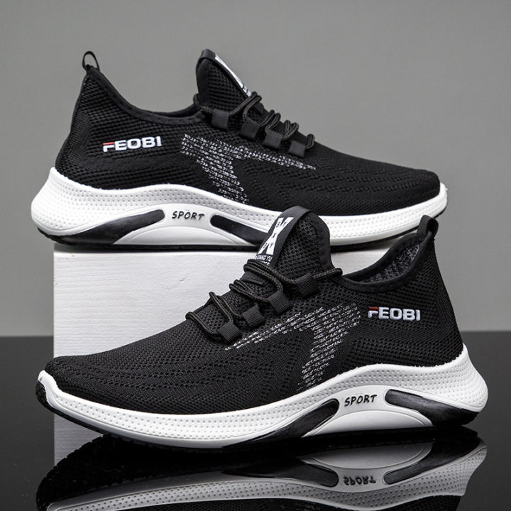 World balance sale running shoes men