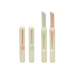 MAGEFY 2pcs Portable Eyebrow Razor Makeup Tool Comb Face Razor Eyebrow Trimmer Blades Shaver Eyebrow Shaper