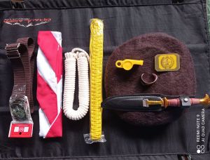 Paket pramuka SMA Penegak lengkap 9 barang